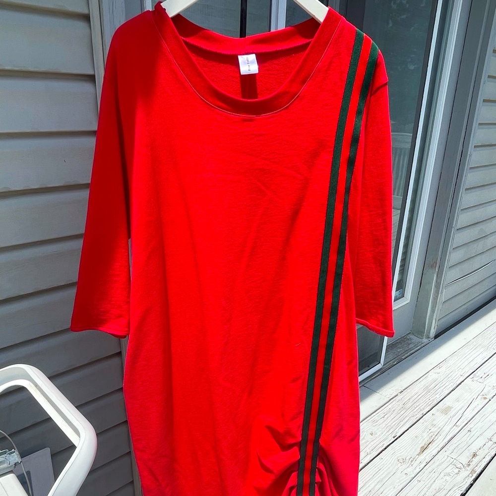 Red cherry line dress